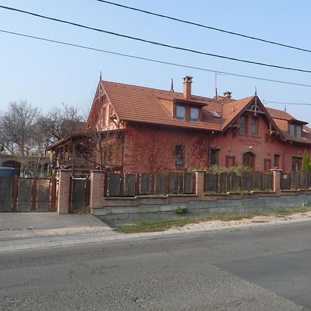 فندق Keramiapark Guesthaus بودابست المظهر الخارجي الصورة