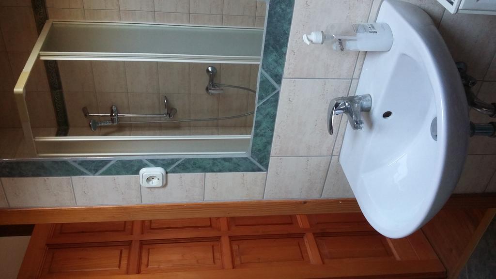 فندق Keramiapark Guesthaus بودابست المظهر الخارجي الصورة