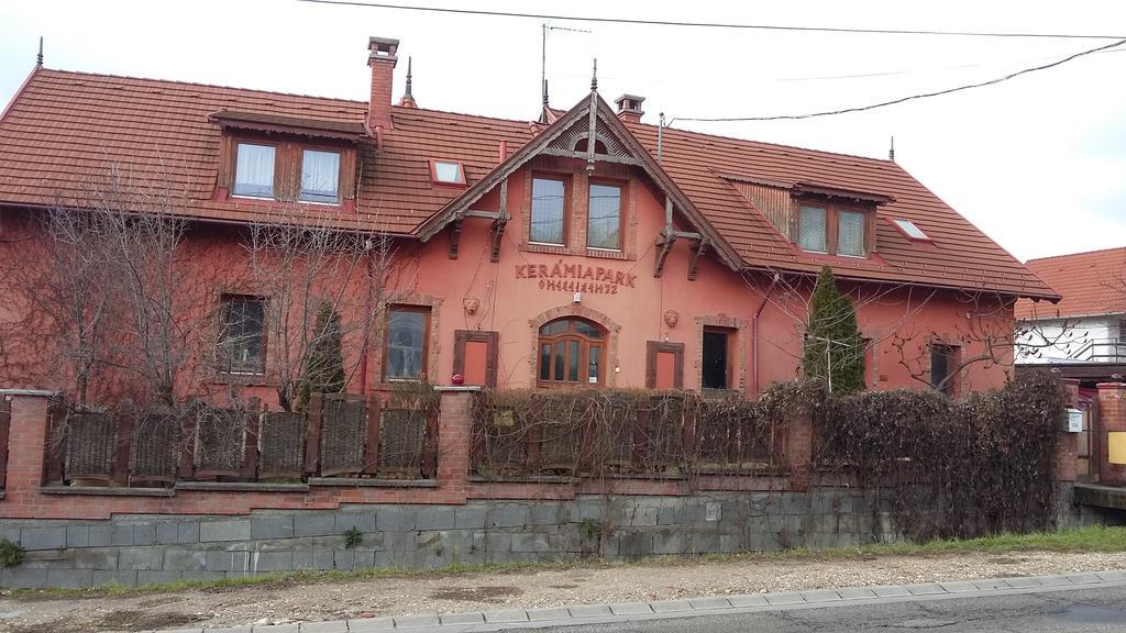 فندق Keramiapark Guesthaus بودابست المظهر الخارجي الصورة